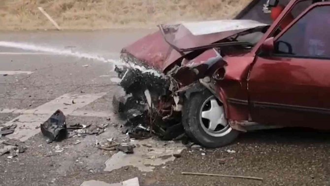 Kırıkkale’de zincirleme trafik kazası: 5 yaralı