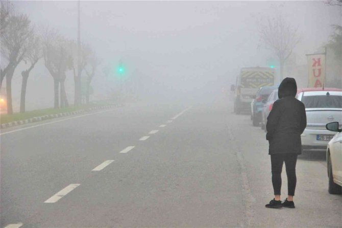 Manisa yeni yıla sis altında uyandı
