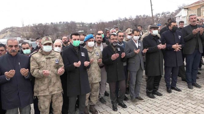PKK’nın Hamzalı’da katlettiği 23 şehit törenle anıldı
