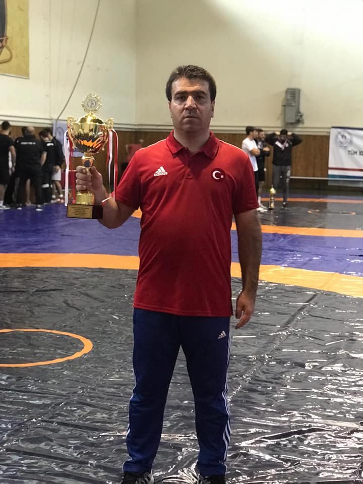 Amasya’da güreşçileri taşıyan midibüs devrildi: 1 ölü, 15 yaralı