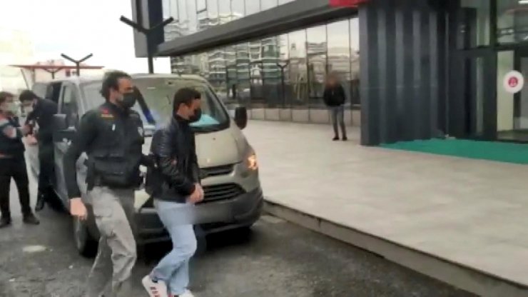 Avcılar'daki televizyon ve yazar kasa hırsızları yakalandı