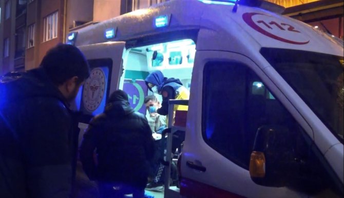 Bıçaklı kavga: 2 yaralı