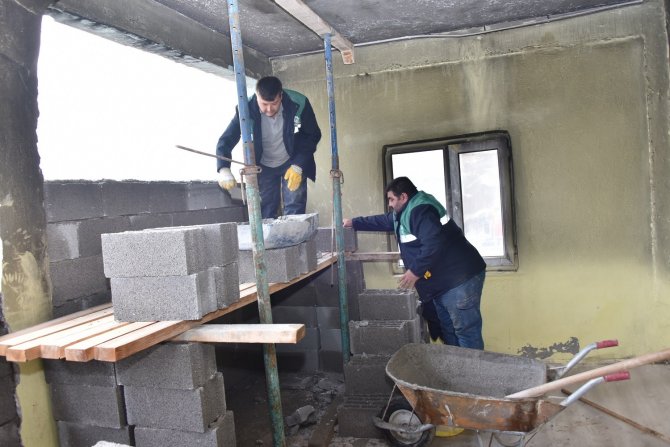 Karatay Belediyesinden evi yanan aileye destek