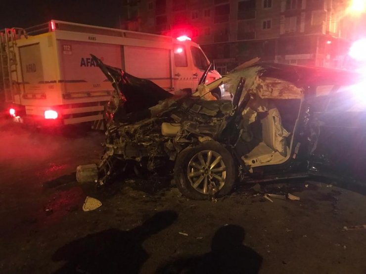 Kars'taki kazada ölen çift ile 2 kuzen toprağa verildi