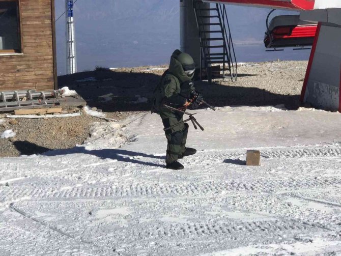 Kayak tutkunlarının güvenliği Mehmetçik’e emanet