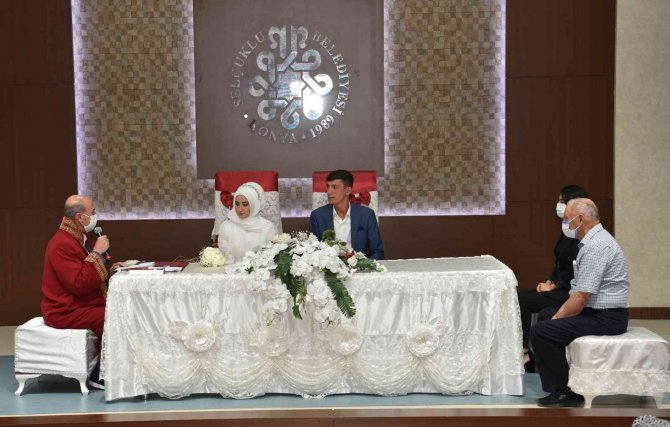 Selçuklu’da 2021 yılında 4 bin 693 çift evlendi