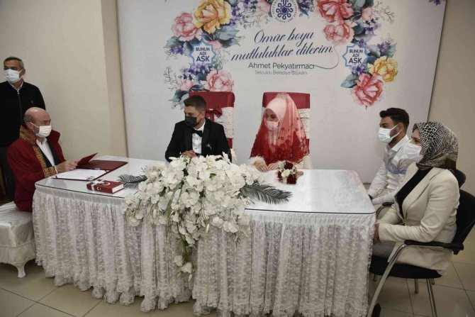 Selçuklu’da 2021 yılında 4 bin 693 çift evlendi