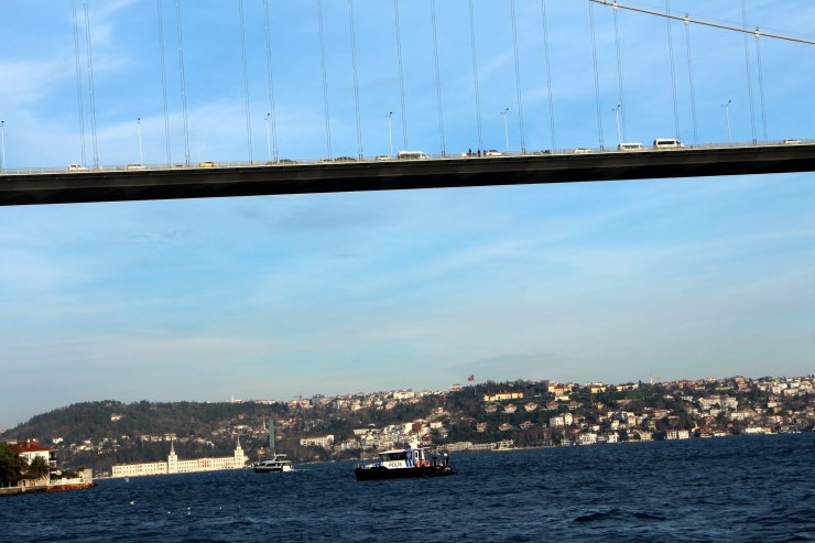 15 Temmuz Şehitler Köprüsü'nde intihar girişimi trafiği