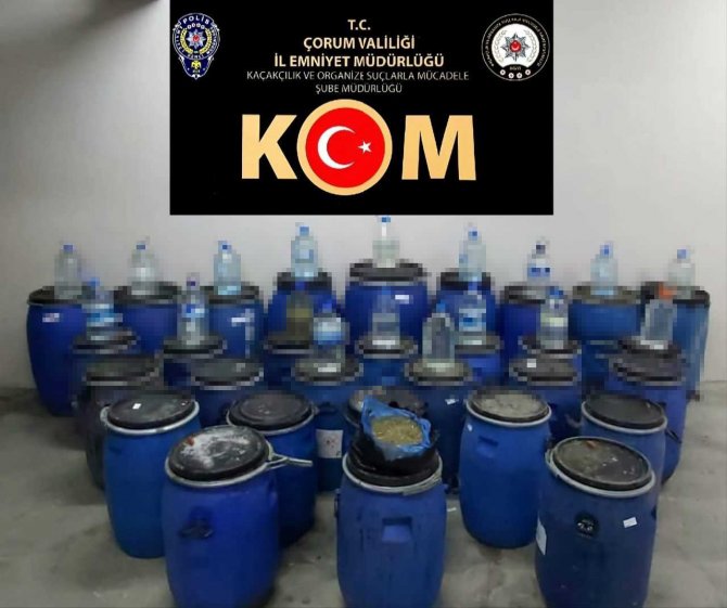 Çorum’da 43 ayrı operasyonda binlerce litre kaçak ve sahte alkol ele geçirildi