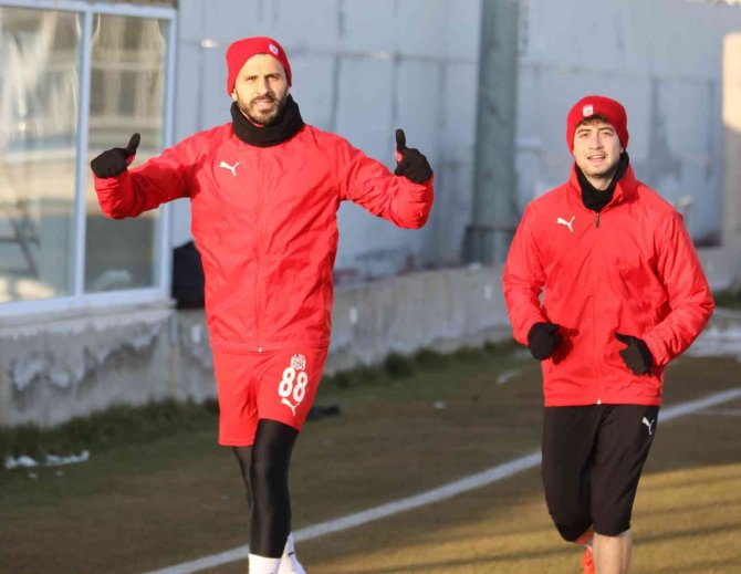 Sivasspor’da Konya maçı hazırlıkları başladı