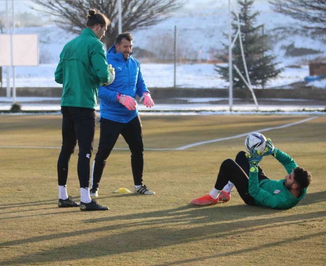 Sivasspor’da Konya maçı hazırlıkları başladı