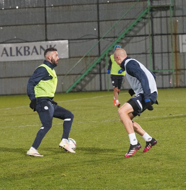 Çaykur Rizespor’da Beşiktaş maçı hazırlıkları başladı