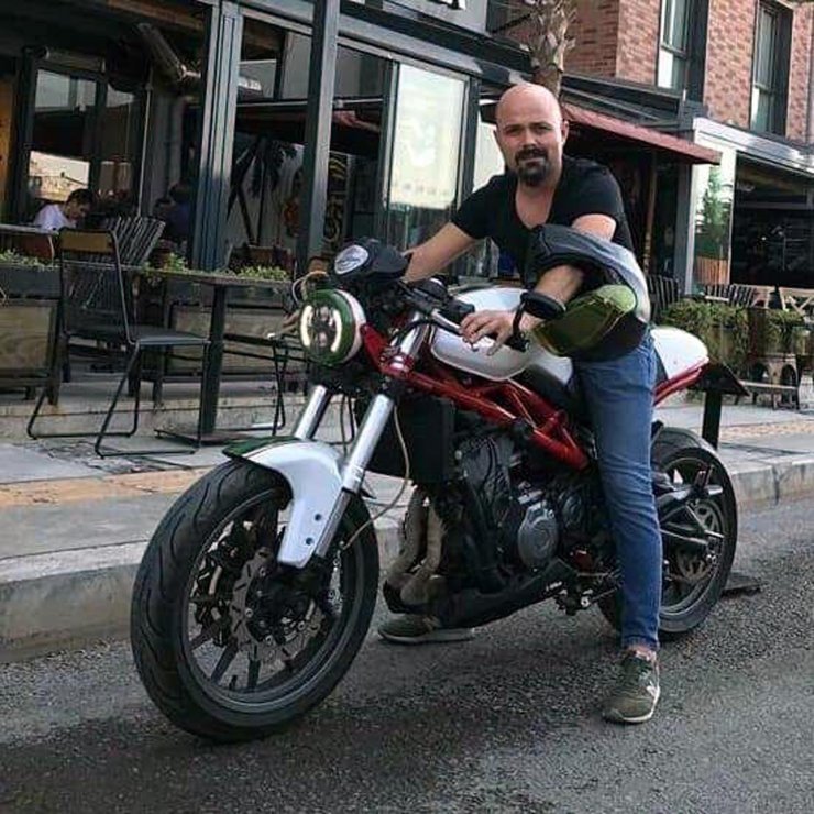 Motosiklet çalıp kuryeyi yaraladıktan sonra ölen şüphelinin 66 suç kaydı çıktı