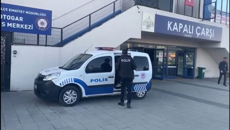  Otogarda peynir bidonuna gizlediği uyuşturucuyla yakalandı