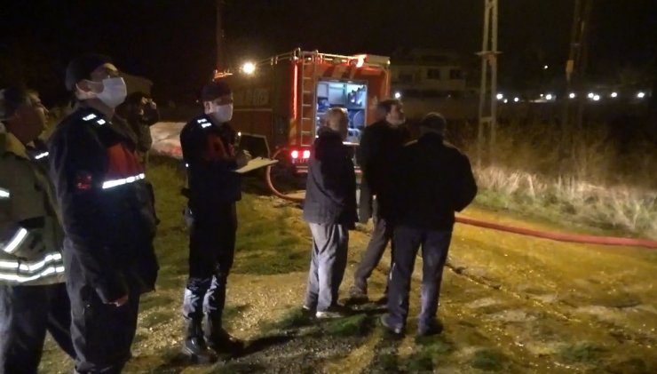 Silivri'de çatı yangını