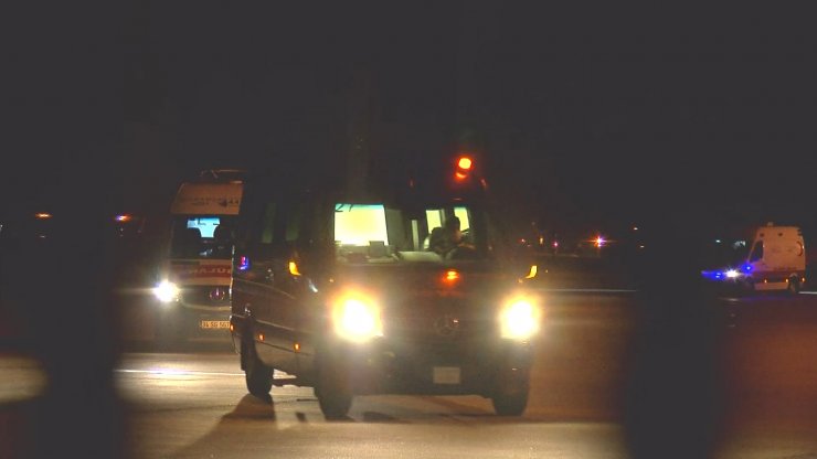 Koronavirüs testi pozitif çıkan Beşiktaşlı Rachid Ghezzal ambulans uçakla İstanbul'a getirildi