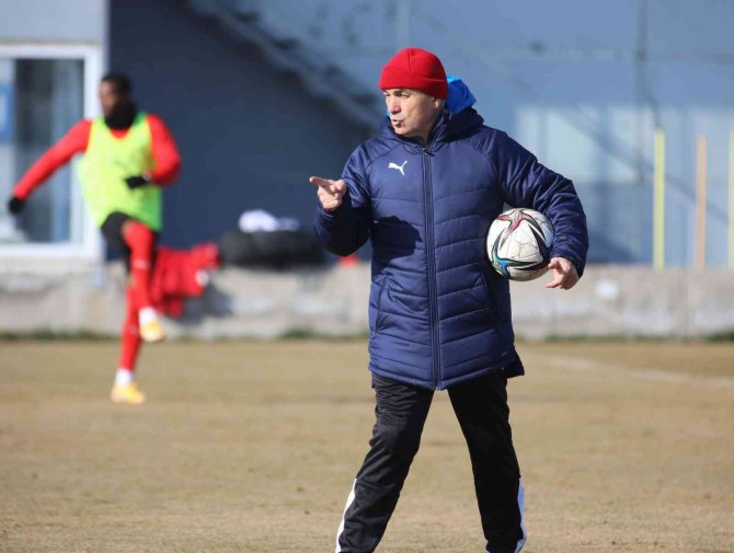 Sivasspor, Konya maçına yoğun tempoda hazırlanıyor