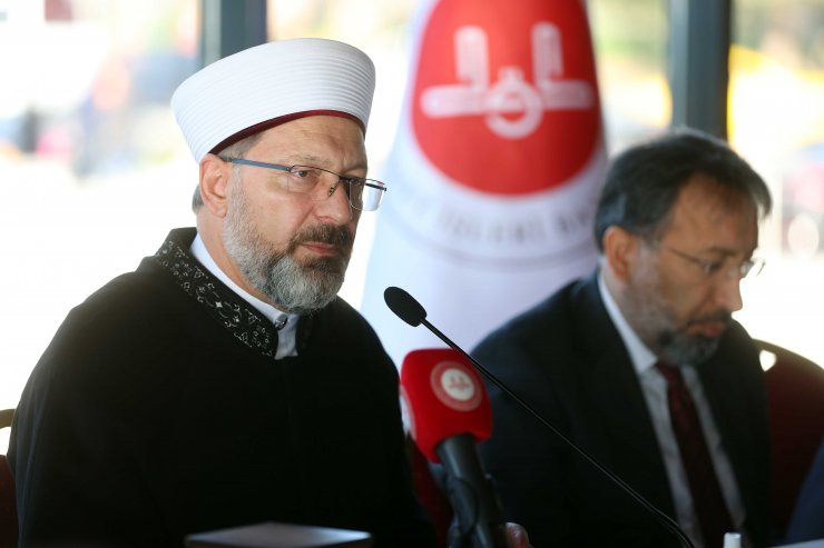 Diyanet İşleri Başkanı Erbaş, ulusal medya yöneticileriyle bir araya geldi