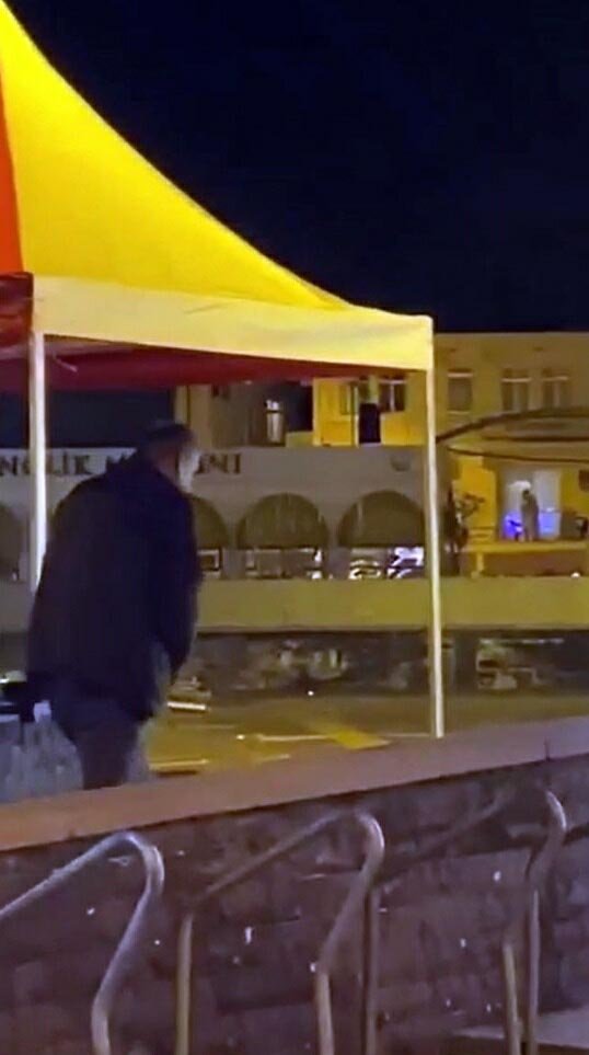 Kız öğrencileri taciz eden şüpheli yakalandı; aynı suçtan 2 kaydı çıktı