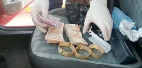 Kuyumcuları dolandıran şüphelilerden 2’si tutuklandı