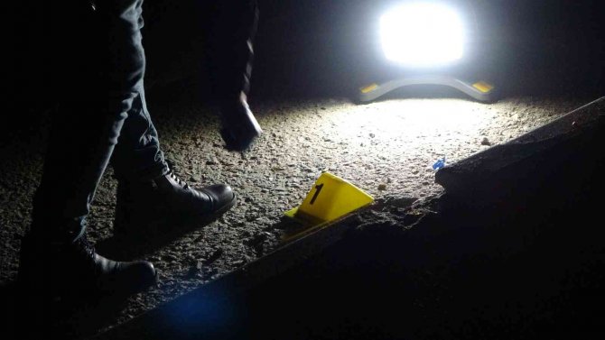 Dini nikahlı eşinin otomobiline bomba düzeneği yerleştirdi