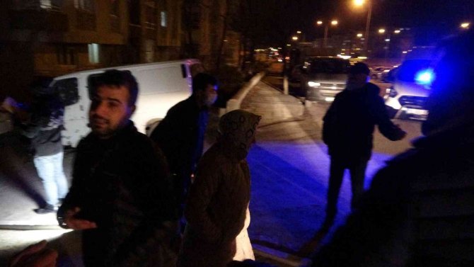 Dini nikahlı eşinin otomobiline bomba düzeneği yerleştirdi