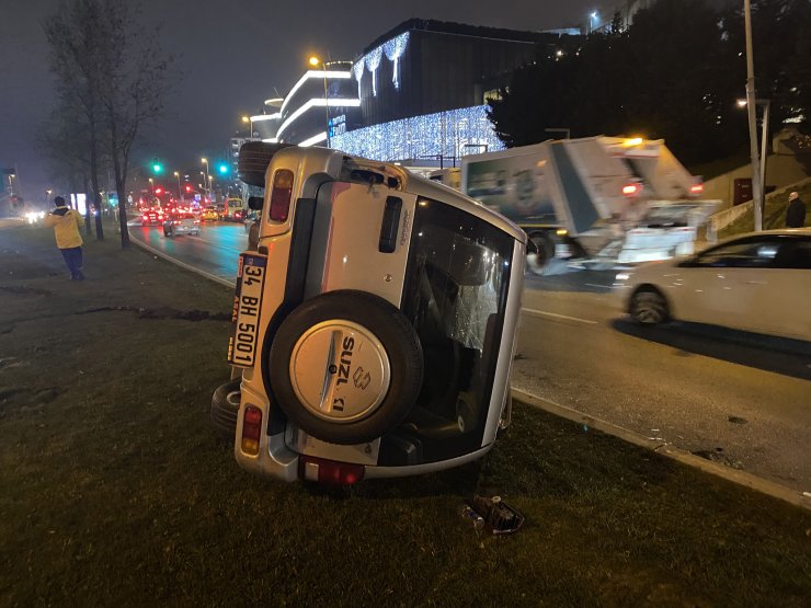 Takla atan otomobilden yara almadan çıktılar