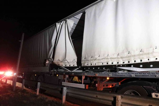 TEM’de arıza yapan cip zincirleme kazaya sebep oldu: 1 yaralı