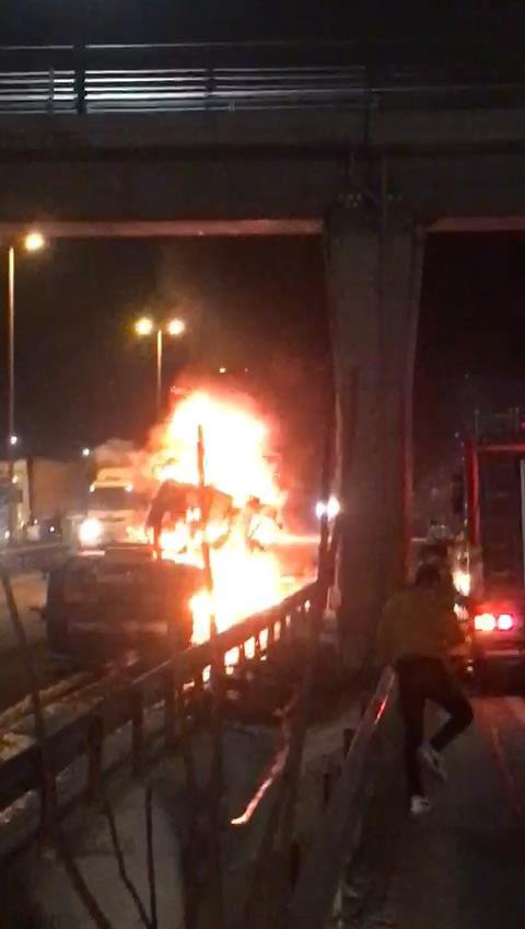 TIR alev alev yandı