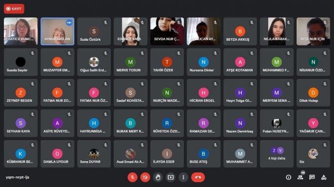 Üniversite öğrencilerden “Şiddetin Farkında Ol” çağrısı