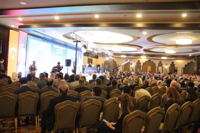 Bakan Kurum: Muhalefetin yeşil alana dahi tahammülü yok!