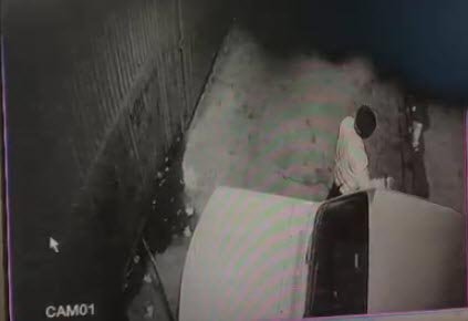 Camını kırdığı otomobili düz kontak yöntemiyle çaldı; o anlar kamerada