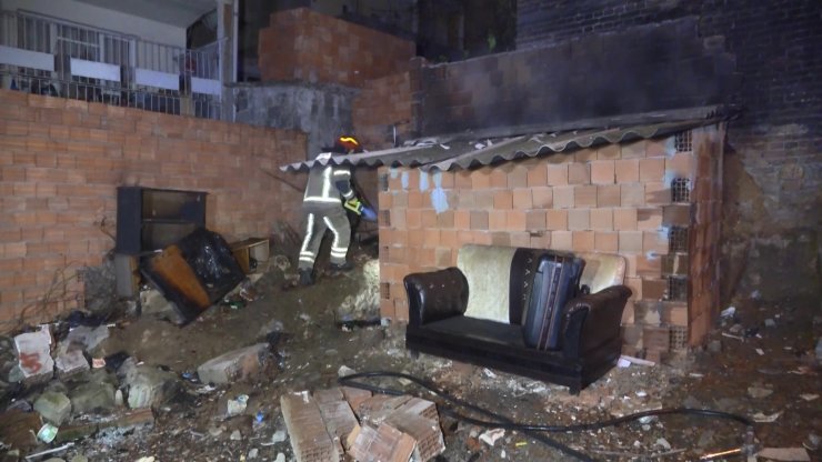 Elinde sigarayla uyuya kaldı! Yangında hayatını kaybetti