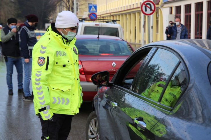Ülke genelinde aranan 588 kişi yakalandı