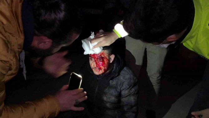 Araçla polisten kaçarken kaza yapan alkollü sürücü yaralı olarak yakalandı