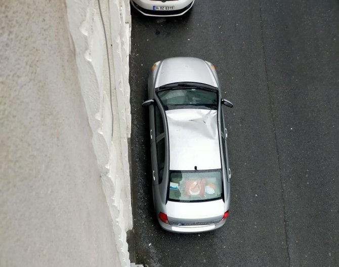 Babasından dayak yiyen çocuk 4’üncü kattan atladı