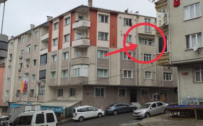 Babasından dayak yiyen çocuk 4’üncü kattan atladı