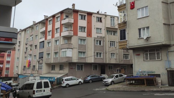 Babasından dayak yiyen çocuk 4’üncü kattan atladı