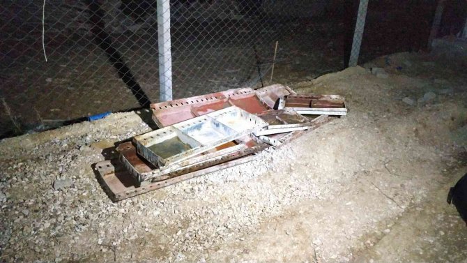 Konya'da yakalanan hırsızlık şüphelileri: “Beni biliyorsunuz komiserim, benim suçum yok”