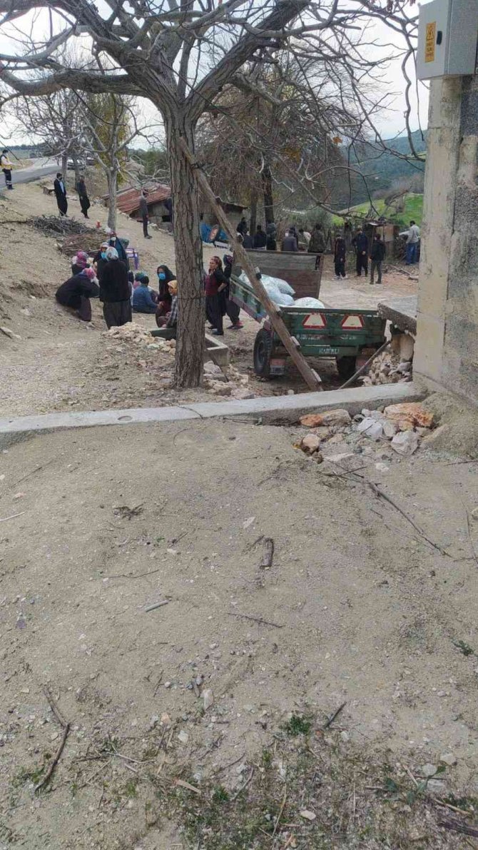 Osmaniye’de traktör devrildi: 1 ölü