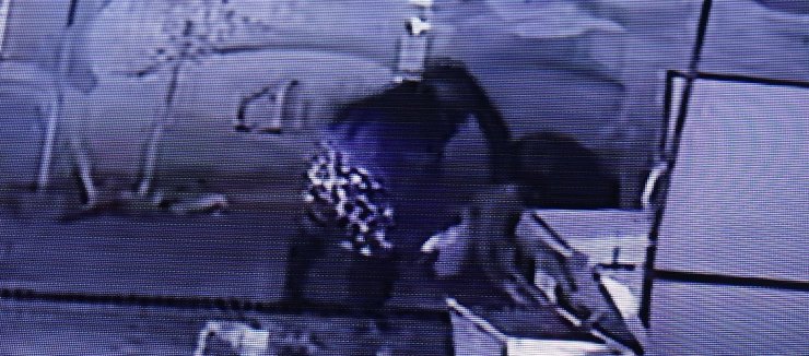 20 yıl hapisle aranan hükümlü otomobilini yıkarken yakalandı