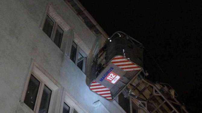 Ekipleri alarma geçiren genç, evinde uyurken bulundu