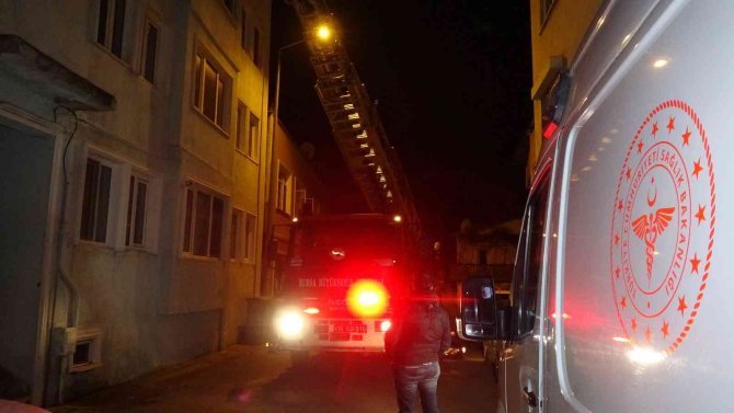 Ekipleri alarma geçiren genç, evinde uyurken bulundu