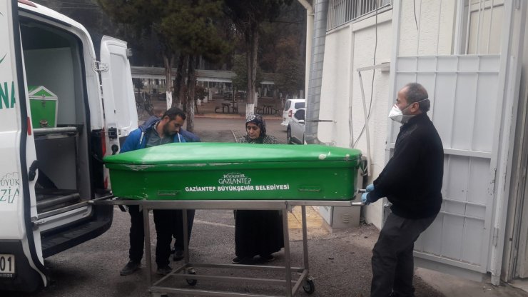 12 yaşındaki ağabeyinin kazara vurduğu Medine, toprağa verildi