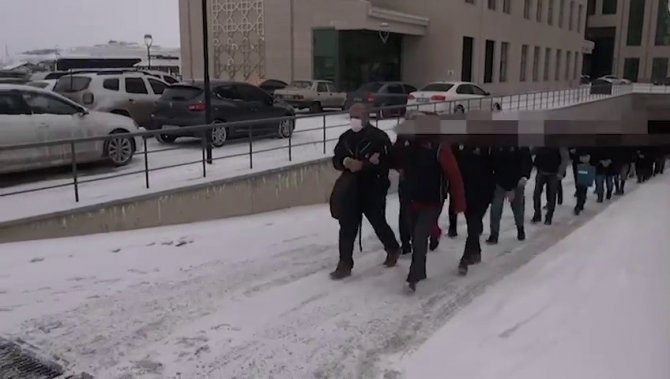 8 ilde FETÖ operasyonu: 3 tutuklama