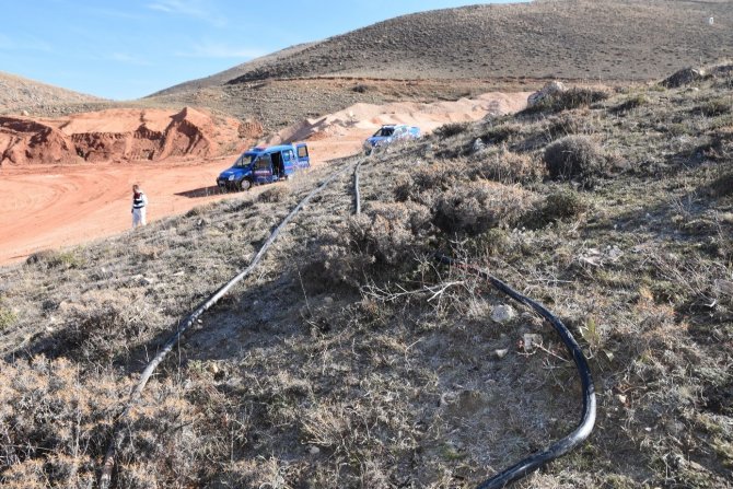 Bayburt’ta bakır elektrik kablolarını çalan 3 kişi tutuklandı