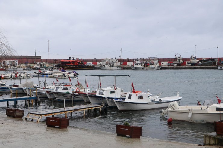 Deniz ulaşımına 'poyraz' engeli