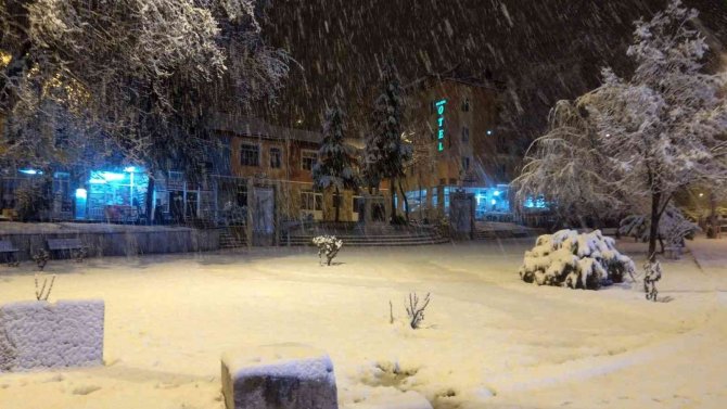 Denizli'de eğitime 1 gün kar tatili verildi