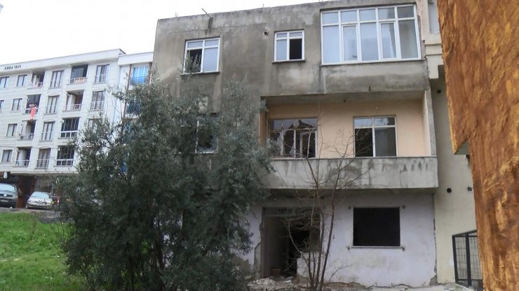 Mahalle sakinlerinin metruk bina korkusu