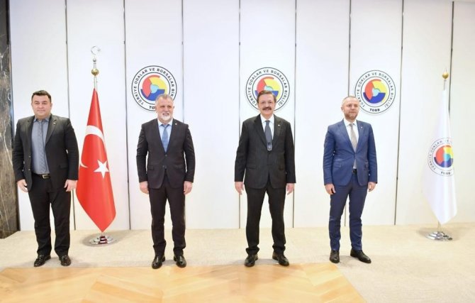 TOBB Başkanı Hisarcıklıoğlu’ndan okul müjdesi